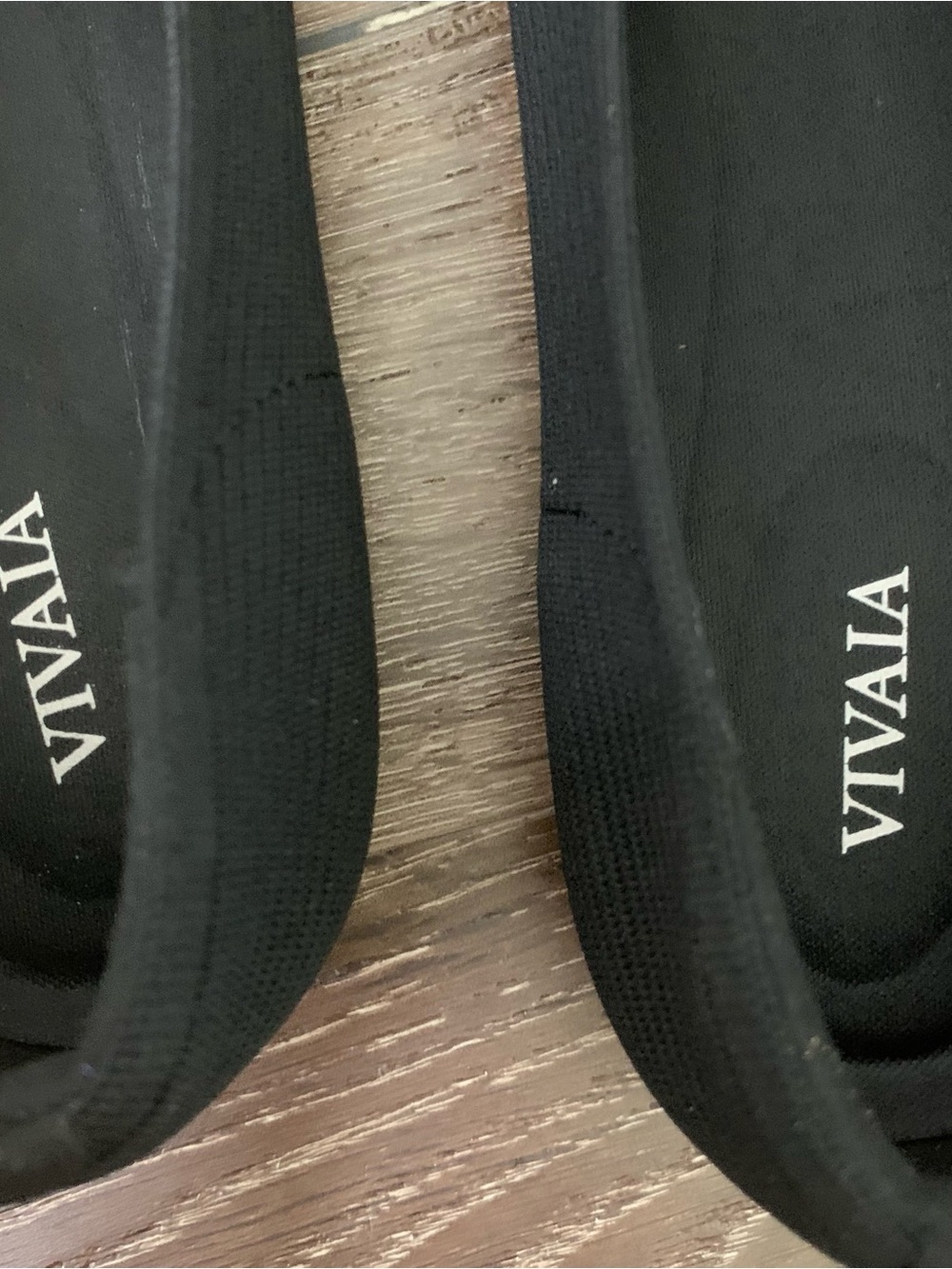 Vivaia Black Square-Toe V-Cut Flats Margot 2.0 39 - Picture 3 of 7